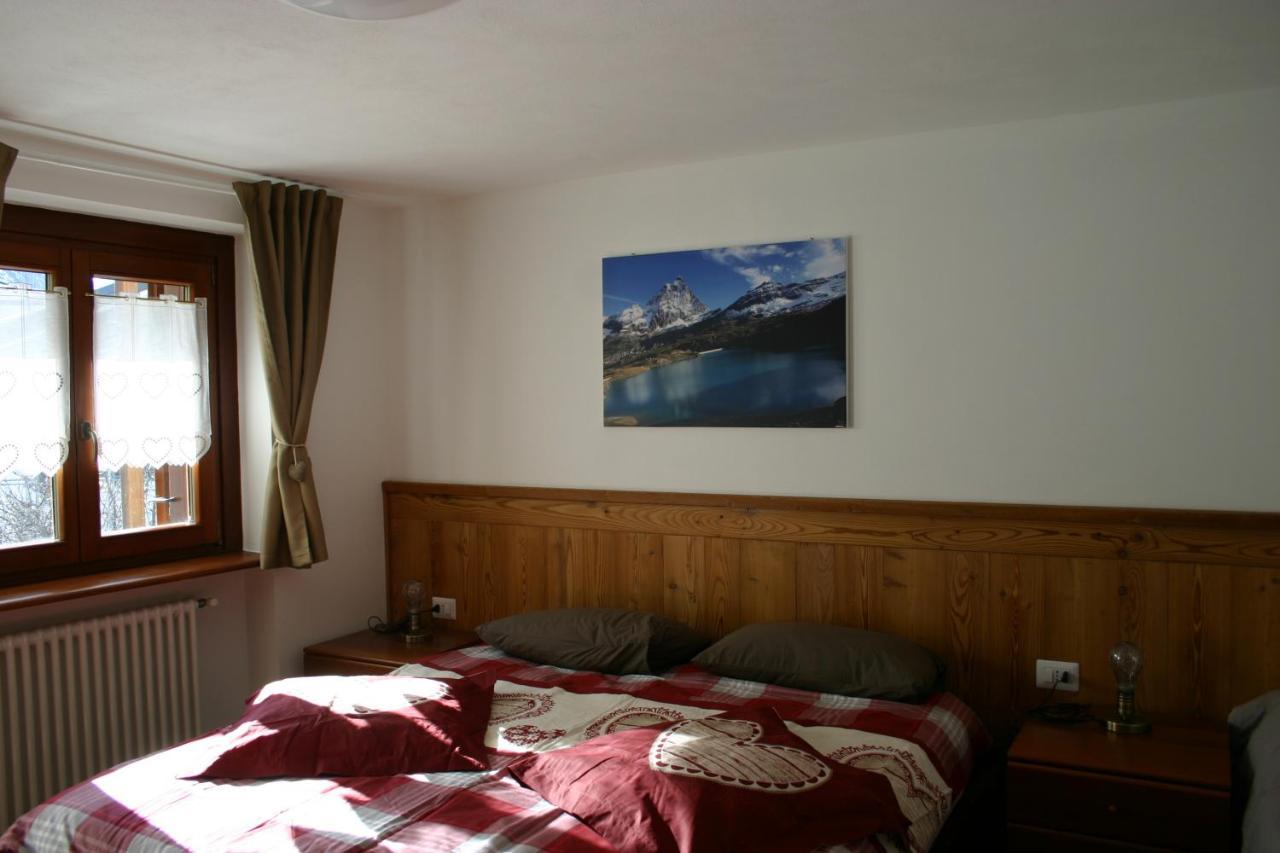 Furggen Apartment วัลตูร์นอนช์ ภายนอก รูปภาพ