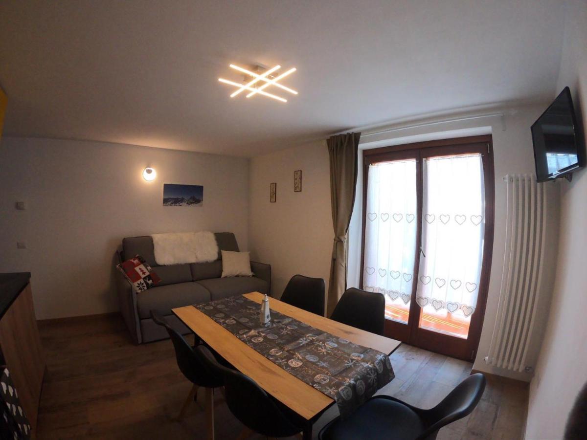 Furggen Apartment วัลตูร์นอนช์ ภายนอก รูปภาพ